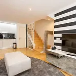 Cascais Seaside Duplex - 200M From The Beach!